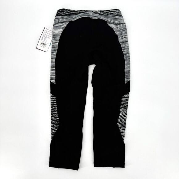 FREE 2 B Black/Gray Workout Capri Leggings Athletic Running Pocket Size S NWT - Picture 2 of 6